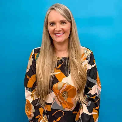 byrnezizzi-our-team-holly-bateman